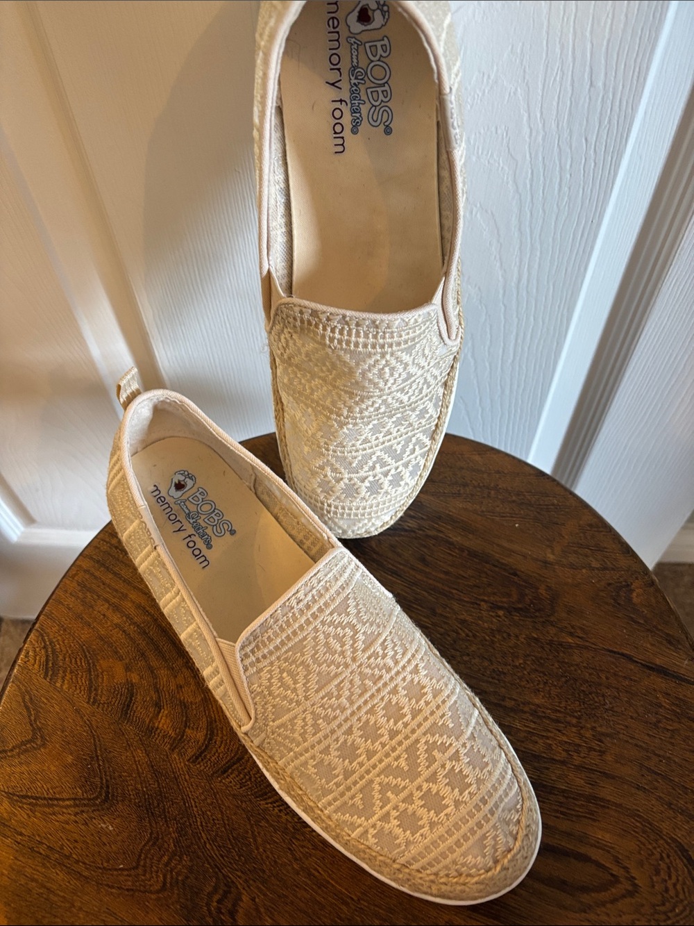 Bob’s Slip-On Casual Shoes in Cream